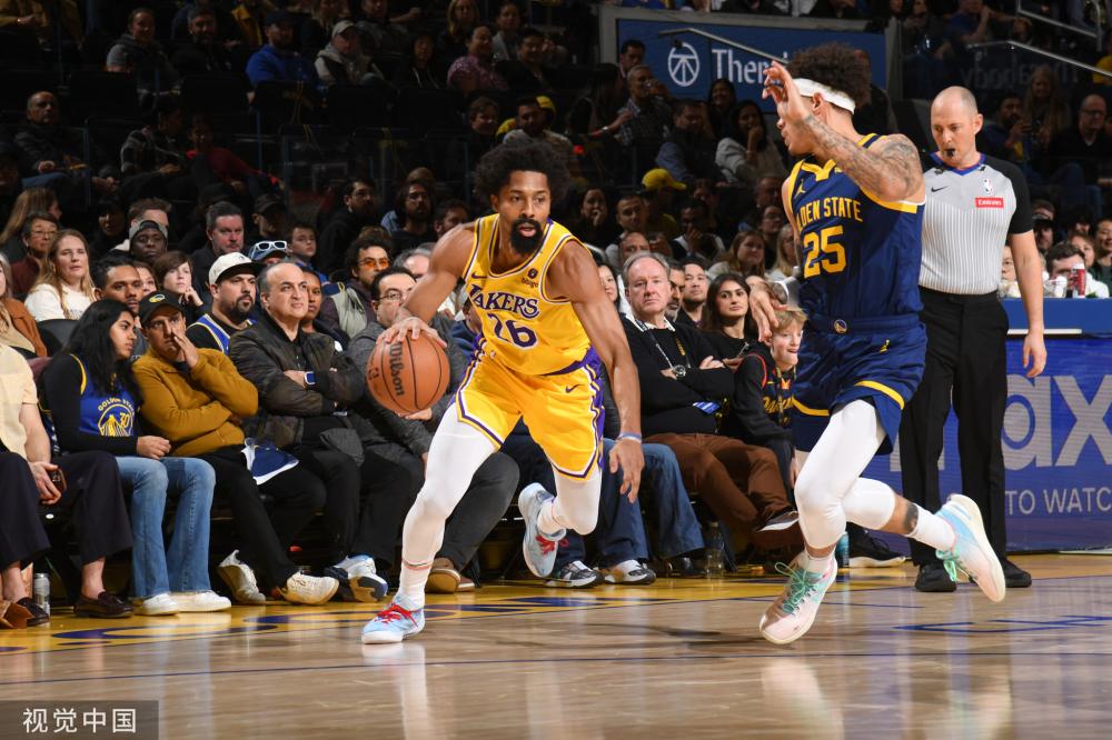 负着极高的 负着极高的